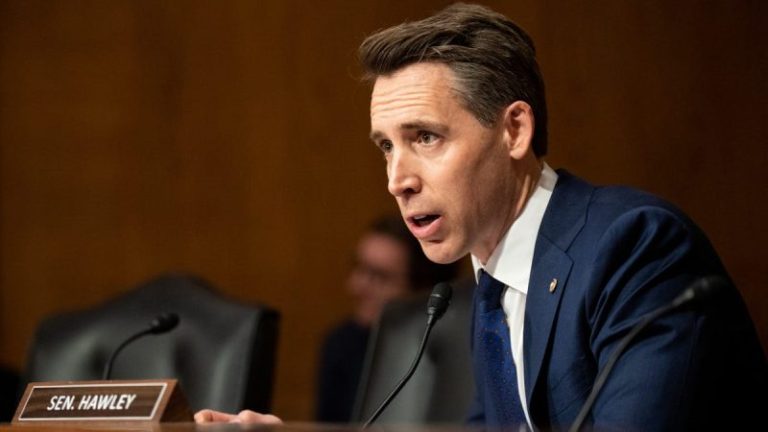 Hawley urges DOJ probe of Chinese trucking company