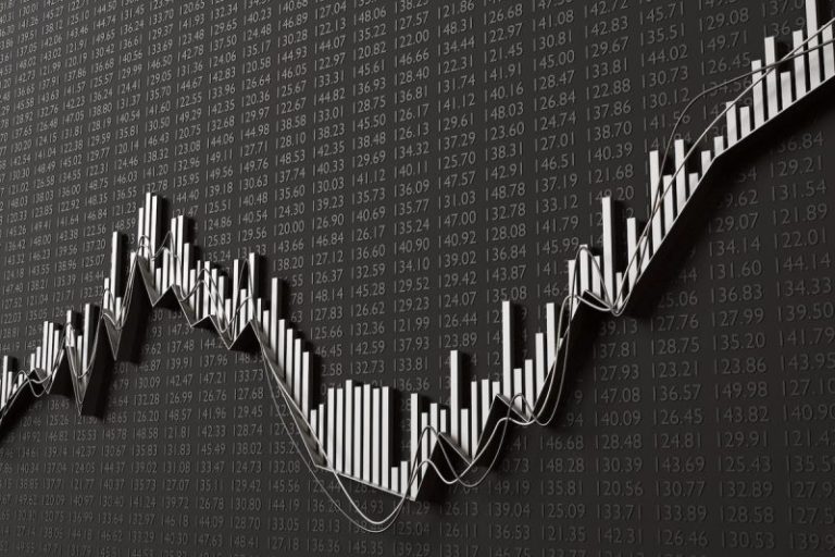 Silver Price Surges to US$36, Marking 13 Year High